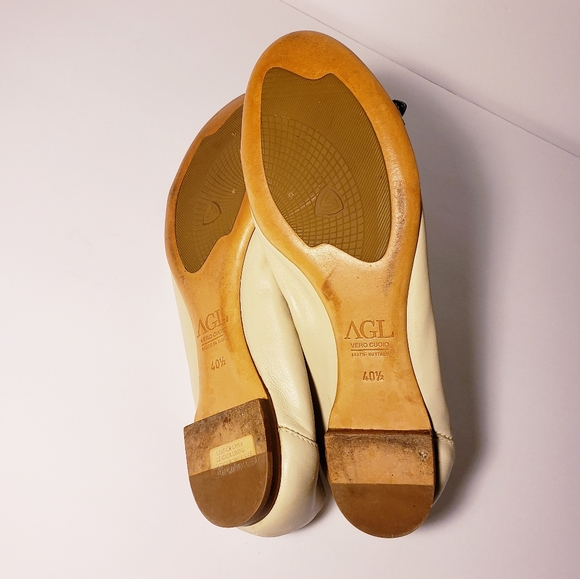 AGL Ballet Leather Cream Flats - Picture 5 of 7